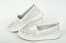 НОВО! Бели дамски обувки от естествена кожа