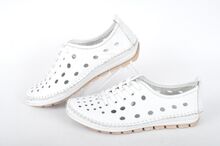СЕЗОН' 24! Бели дамски обувки от естествена кожа